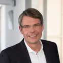 Mitarbeiter Bernd Ballüer