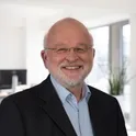 Dr. Manfred Schüle