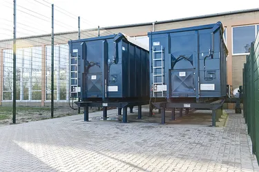 Zuverlässige Bevorratung durch Wechselcontainer für sichere Wärmeversorgung des Schulzentrums Edemissen