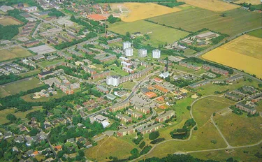 Nachhaltige Wärmeversorgung mit Holz und Abwärme aus der örtlichen Biogasanlage in Kappeln Ellenberg
