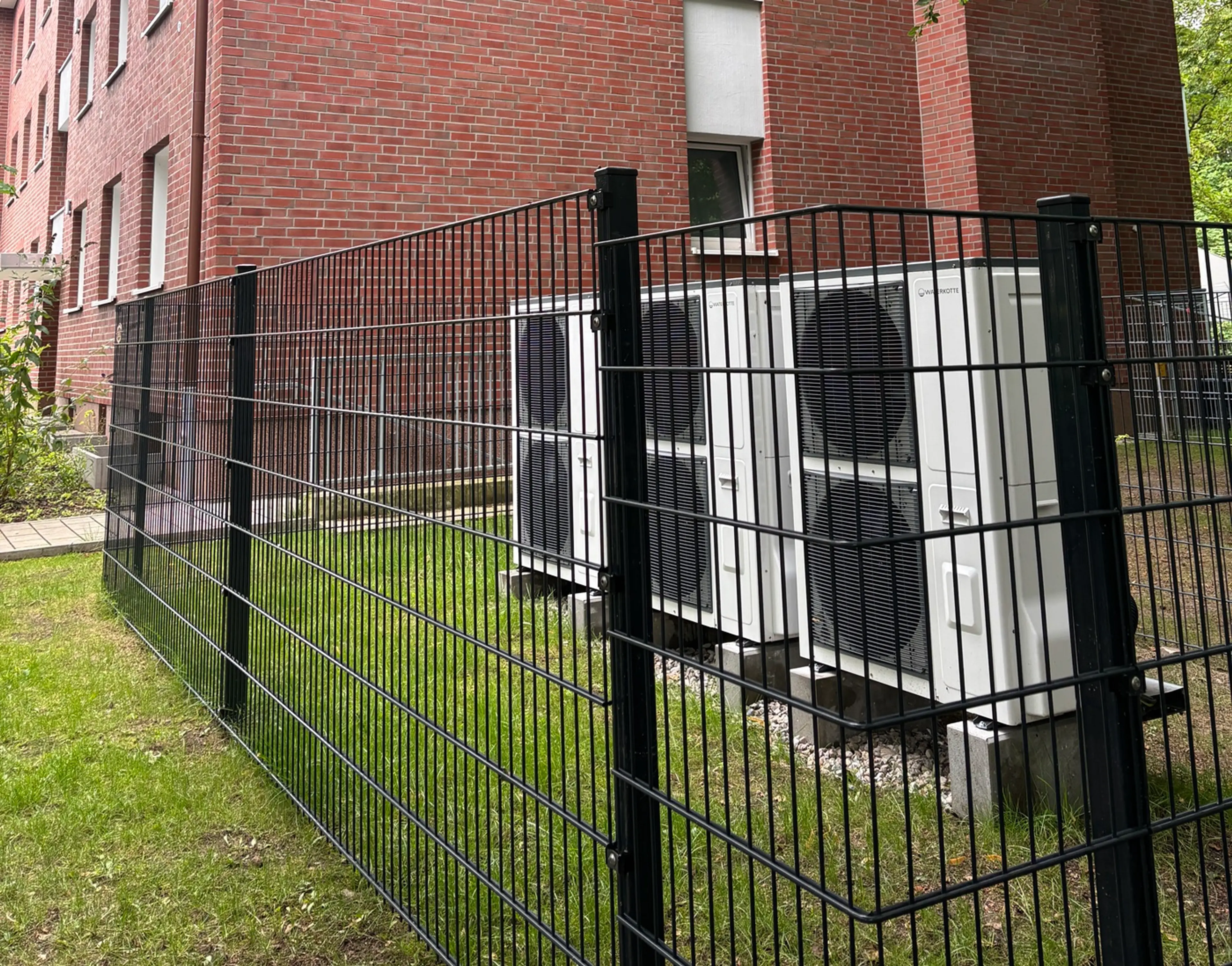 Wärmepumpen zur Wärmeversorgung eines Mehrfamilienhauses (Bestand)