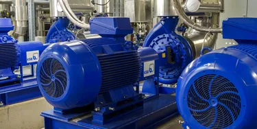 Fernwärmenetz-Pumpen in unserer Energiezentrale Georgswerder Damm