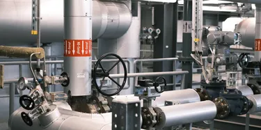 Niederdruckdampfleitung in der KVA Lahe