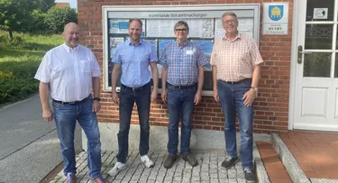 Unterzeichnung des Betreibervertrags für Nahwärmenetz HUSBY NORD am 2. Juli 2022 durch die Stadt Husby und enercity contracting.